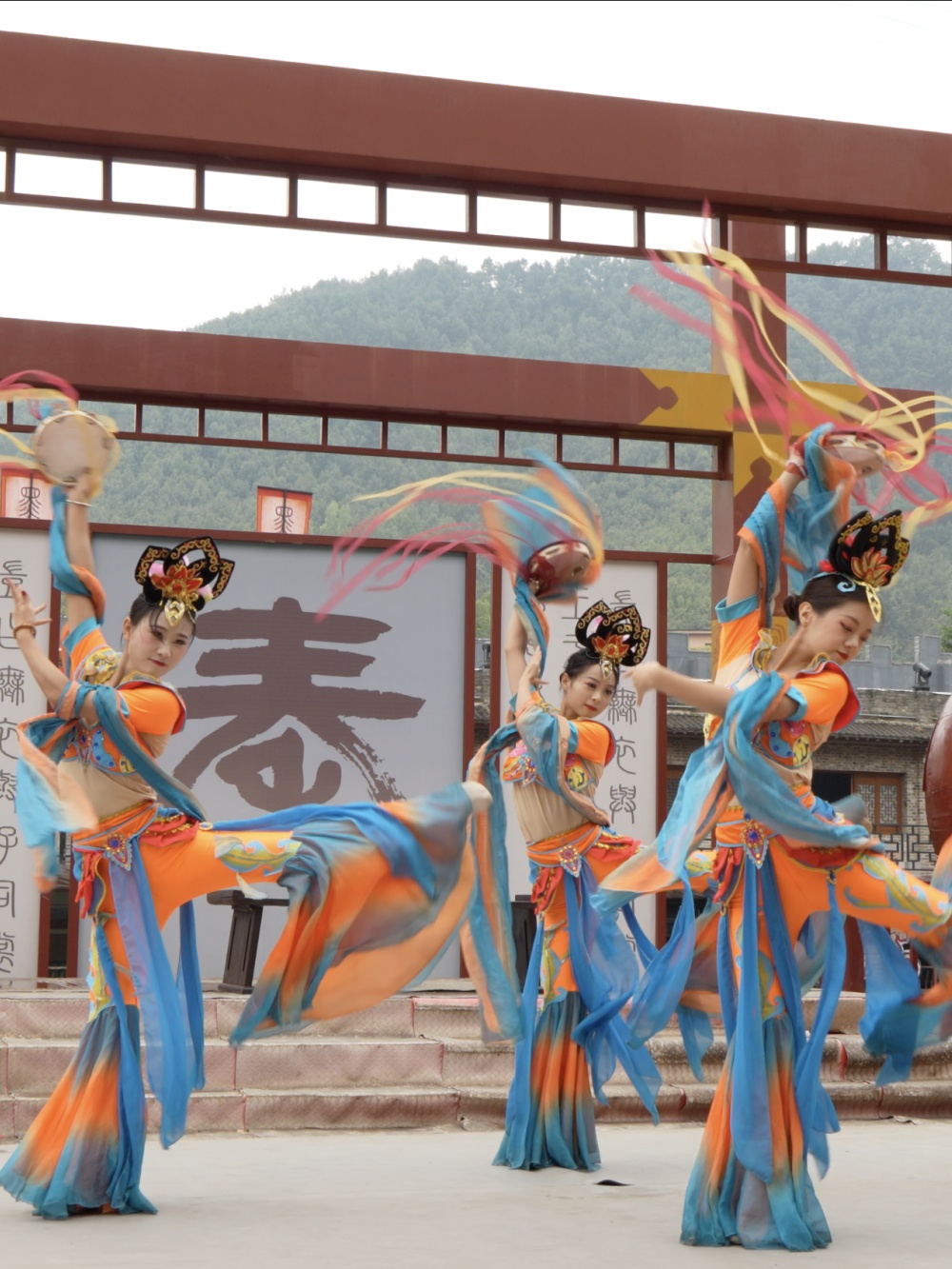 通票游三园丨尧山激情漂流+墨子战国里+水世界冲浪