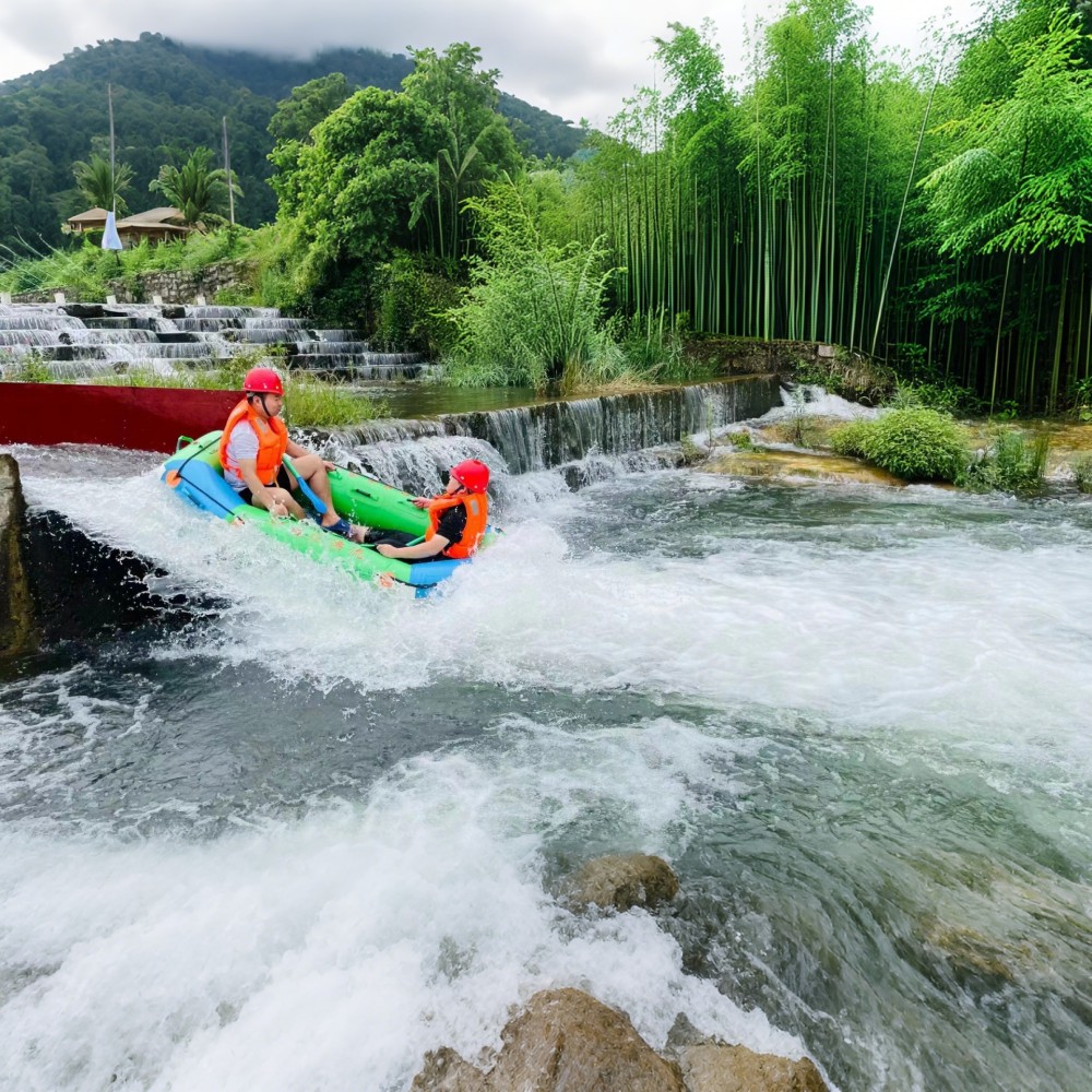 竹涧凉夏·红岩溪漂流丨皖东峡谷漂流，遗梦鄣吴村