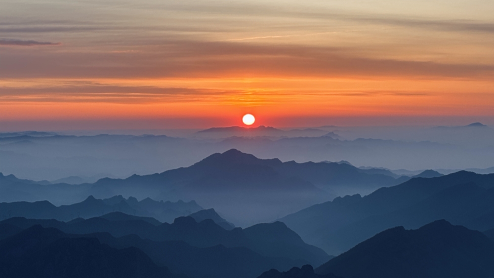 破晓征途·夜爬东猴顶丨燕山第一峰，夜爬环穿