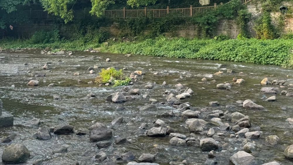 亲子·花溪河和尚山南温泉徒步刷水10KM