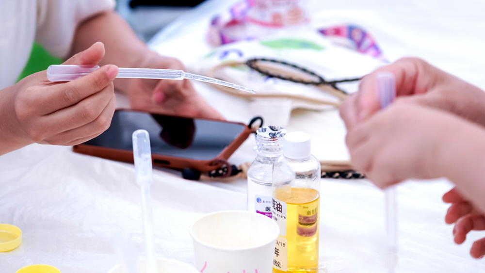 亲子·名企参观丨蒙牛企业科学创意工坊（半日）