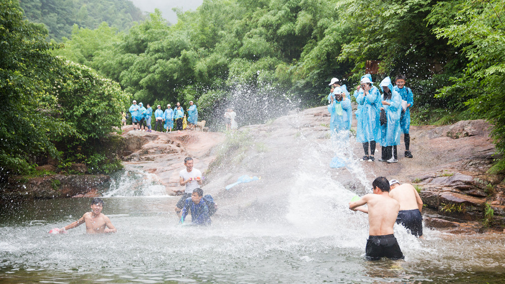 进阶溯溪·安吉井空里|溯溪攀爬大峡谷,玩水新体验