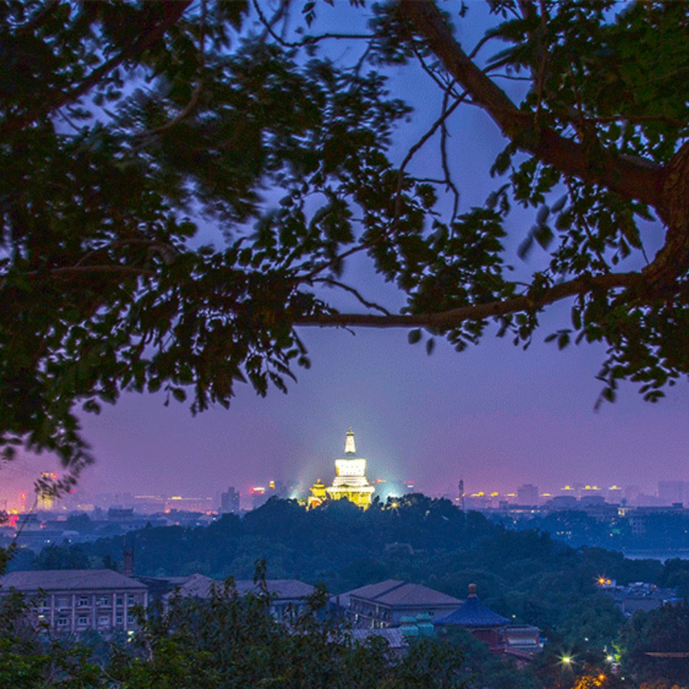 探秘中轴线·夜探皇城景山 | 每日发团