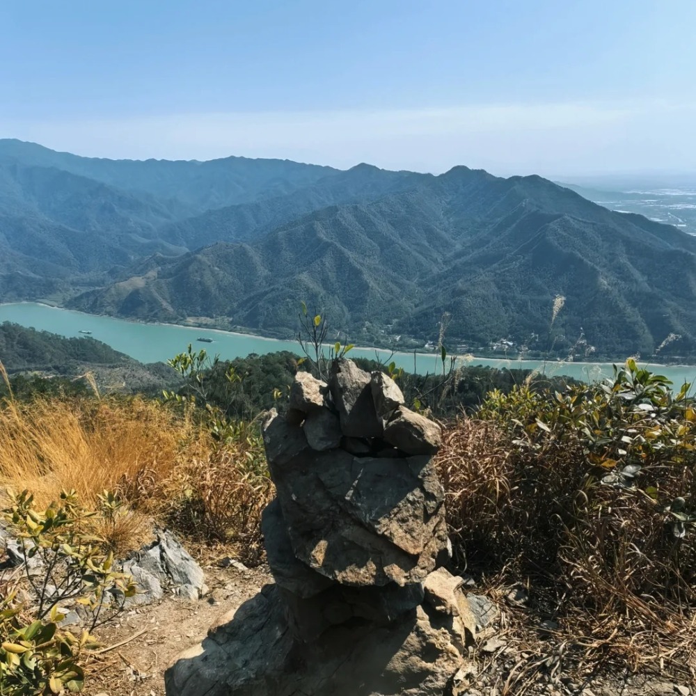 喜跃龙门顶 | 徒步羚羊峡古栈道，登龙门顶