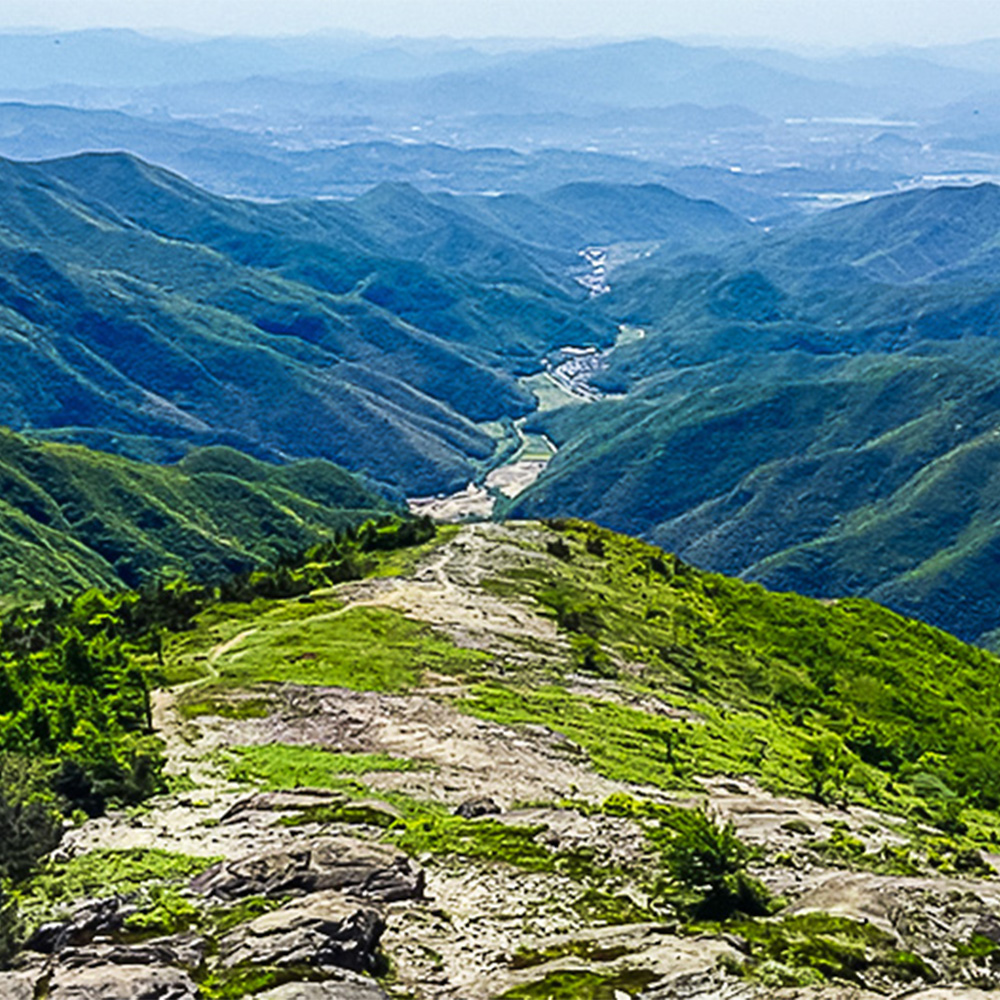 勇征·东海云顶｜脚踏东海古火山，登顶宁海摩柱峰!