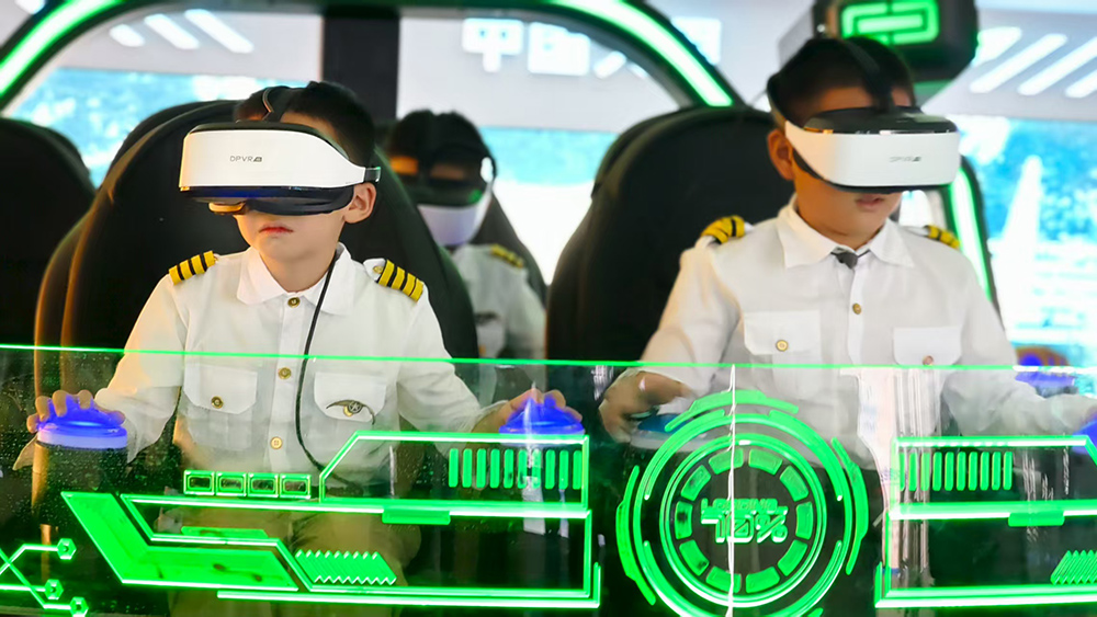 凌云之志·小飞行员蓄势待发，航空航天探索1日