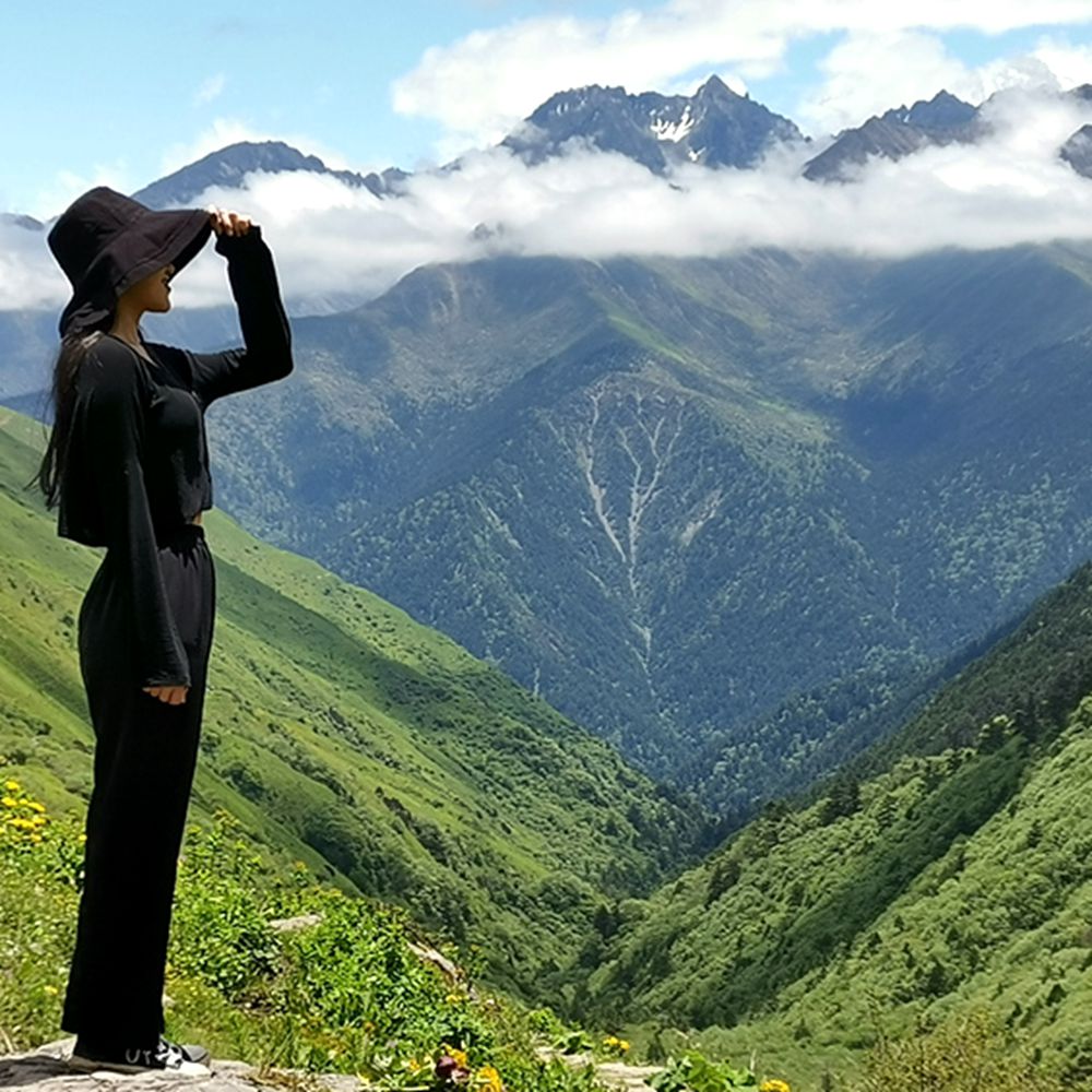 遇山行·巴朗山下穿 | 雪山望森林，穿越云海间