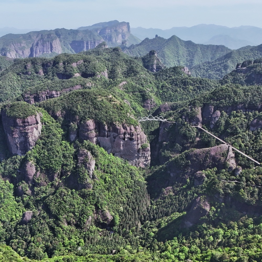 山野攀行·登饭甑岩，探浙东南秘境，一线天穿越！